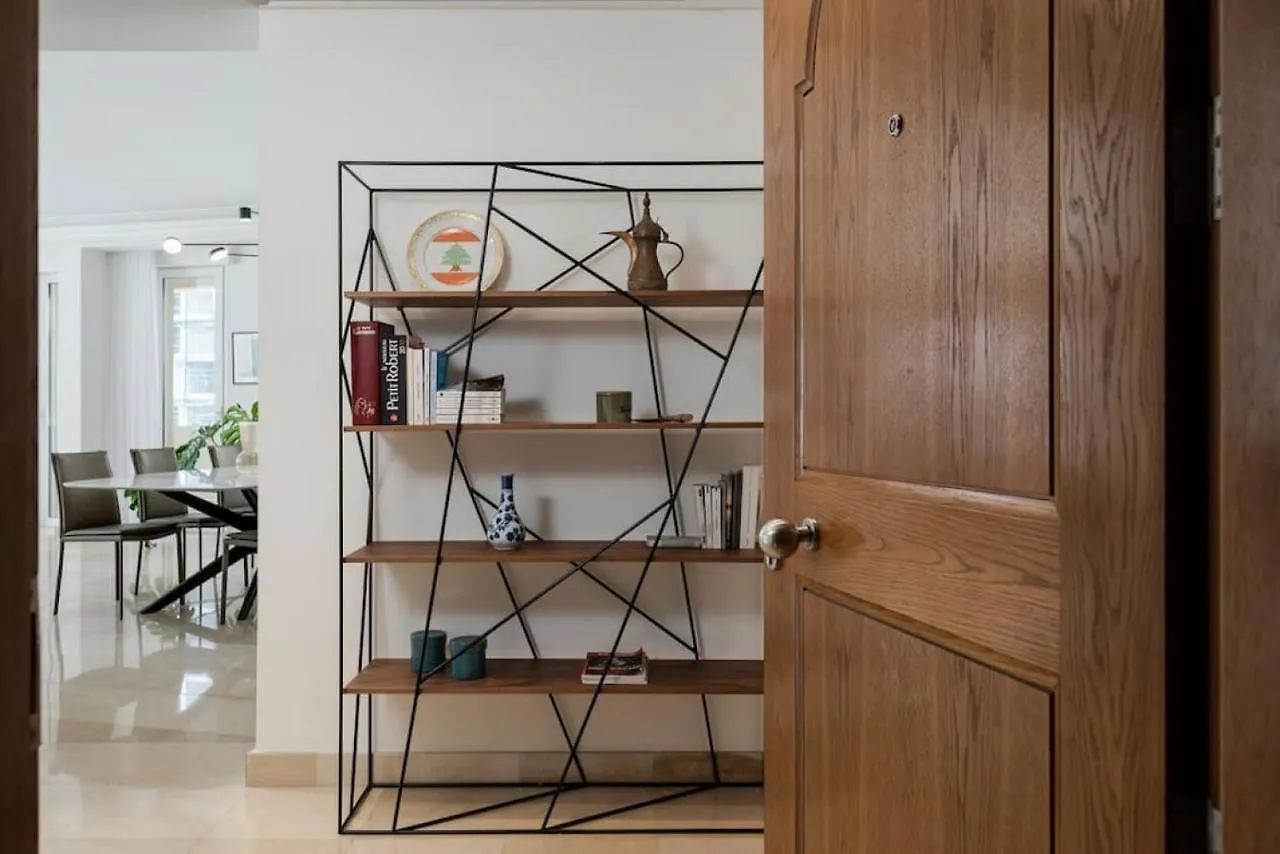 Appartamento Stunning Artist House In Saifi Beirut